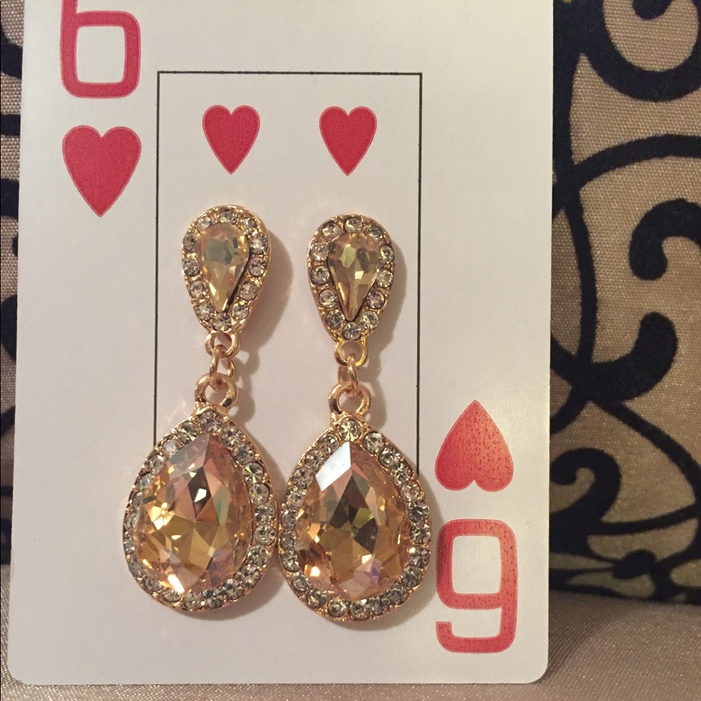 Champagne 🥂 Stone Earrings